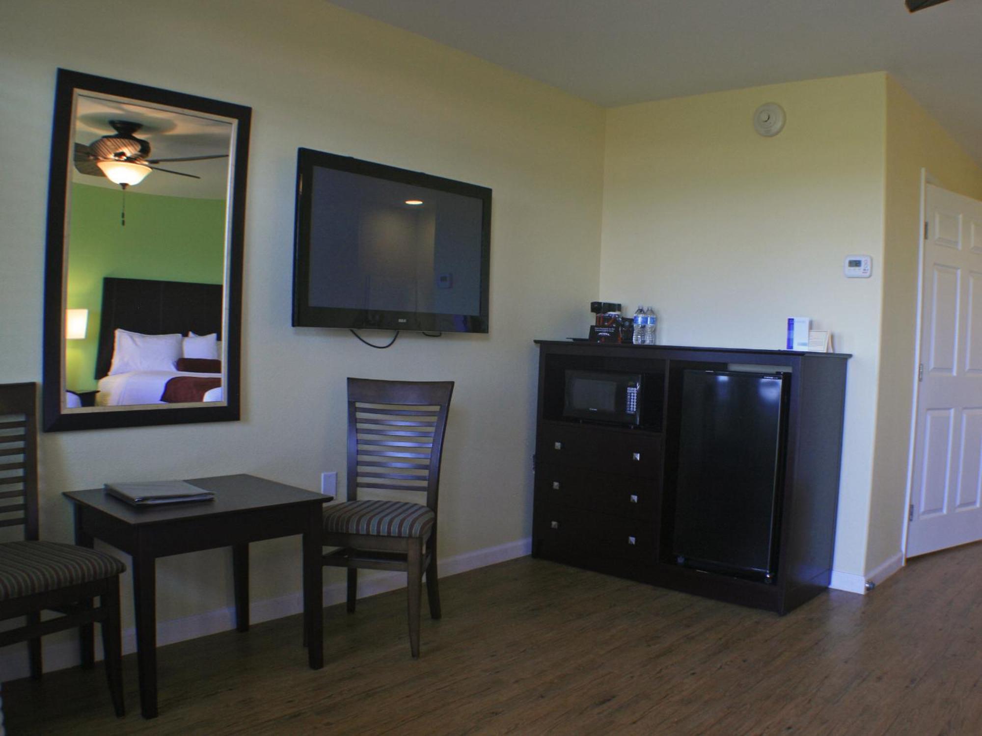 Ocean Village Hotel Surfside Beach Exteriér fotografie